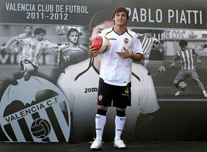 Piatti, en su presentación como jugador del Valencia.