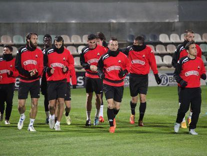 Los jugadores del Reus durante un entrenamiento.