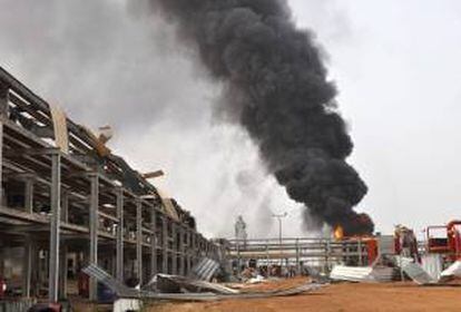 Una refinería de petróleo en Heglig, Sudán. EFE/Archivo