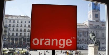 Tienda de Orange en la Puerta del Sol de Madrid.