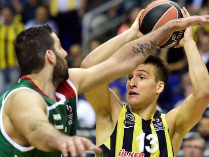 Bogdanovic ante Bourousis.