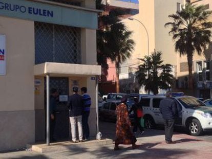 La sede del Grupo Eulen en Melilla, registrada este mi&eacute;rcoles por la Guardia Civil. 