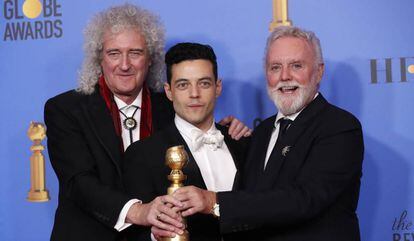 De izquierda a derecha, Brian May, Rami Malek y Roger Taylor.