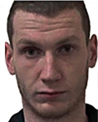 Foto difundida por las autoridades españolas y británicas sobre Josua Hendry, el fugitivo detenido este viernes en Málaga.