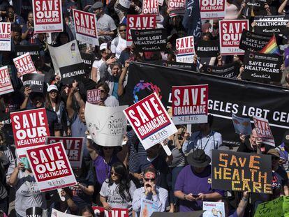 Manifestación en favor del Obamacare, en Los Ángeles en 2017
