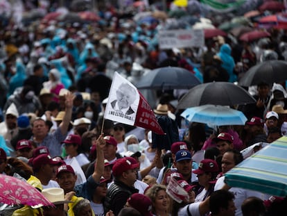 Seguidores de Andrés Manuel López Obrador en el Zócalo de Ciudad de México, el 18 de marzo de 2023.