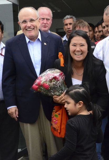 La candidata presidencial, Keiko Fujimori, y el exalcalde de Nueva York Rudolph Giuliani