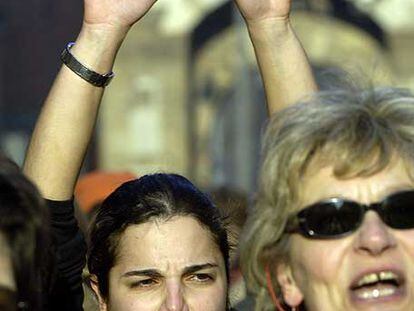 Manifestación en Milán a favor de la ley de aborto en 2006.