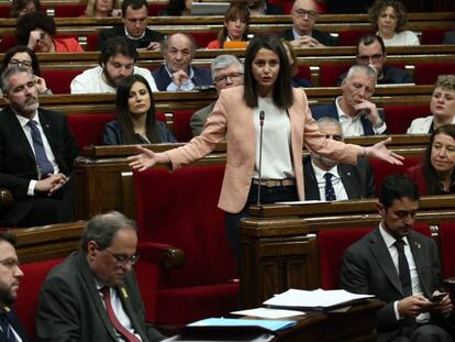 La líder de l'oposició, Inés Arrimadas, interpel·la el president, Quim Torra.