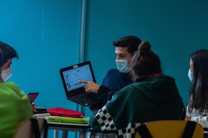 La plataforma EduCaixa ha puesto a disposición de los alumnos un amplio repertorio de recursos digitales que permitan desarrollar sus ideas.