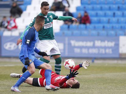 Partido entre el Fuenlabrada y el Coruxo de Segunda Divisi&oacute;n B.