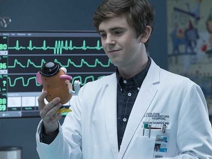 Fotograma de la serie 'The good doctor', basada en las vivencias de un médico 'savant'.