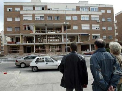 El edificio de la calle de Carmen Martín Gaite, en Leganés, donde se suicidaron los terrroristas.