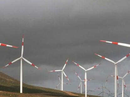 Alianza de Acciona con Nordex para crear un gigante de la energía eólica