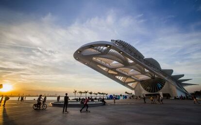 Museo do Amanhã, proyectado por Santiago Calatrava, en el paseo marítimo de Mauá, junto al nuevo Bulevar Olímpico de Río de Janeiro.