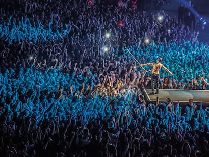 Depeche Mode, en un concierto en el Palau Sant Jordi de Barcelona, en 2014.