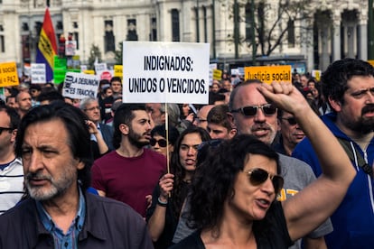 Una protesta el 15 de mayo de 2016 en Madrid, por el quinto aniversario del movimiento 15M.