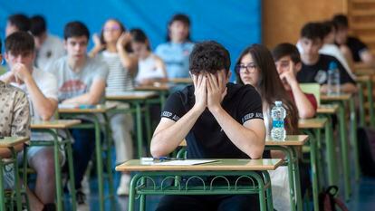 Estudiantes de La Rioja, en uno de los exámenes de Selectividad.