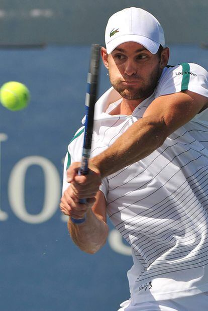 El estadounidense Andy Roddick, durante su partido contra el español David Ferrer en el Abierto de EE UU.