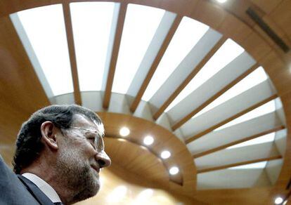 El presidente del Gobierno, Mariano Rajoy, a su llegada esta tarde al pleno del Senado.