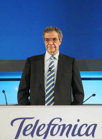 César Alierta, en la junta de accionistas de Telefónica de 2006.