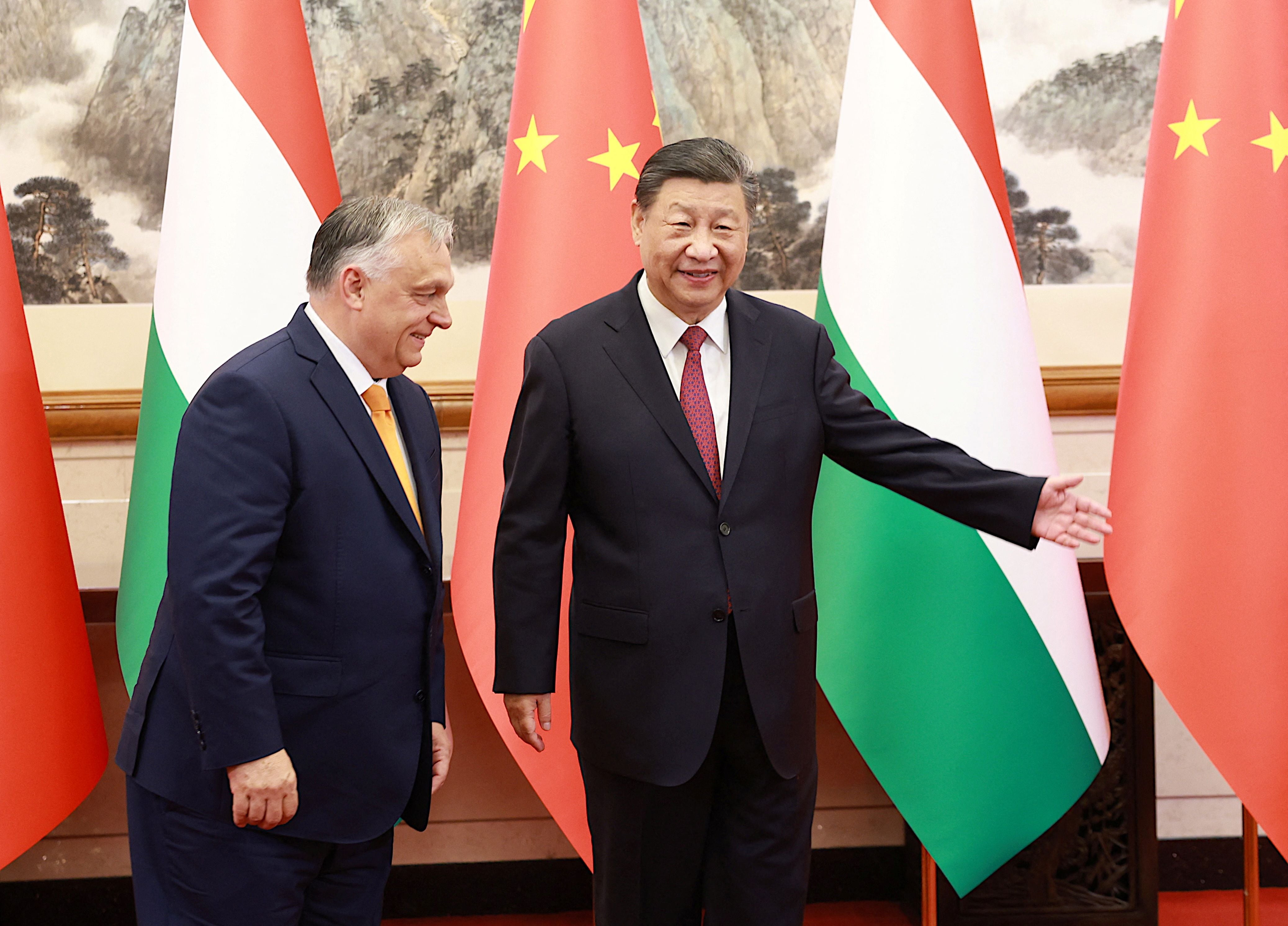 Orbán visita por sorpresa China en lo que llama una “misión de paz” para la guerra en Ucrania