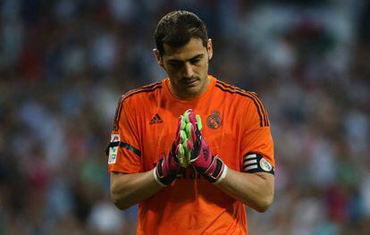 Después de 20 años en el club, el capitán sufrió ayer los pitos de una parte del Bernabéu, tras encajar el primer gol en una jugada a balón parado, el punto débil del equipo blanco en las últimas temporadas.