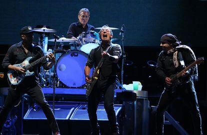 Bruce Springsteen

Vuelve 'El Boss'. Barcelona (14 de mayo), San Sebastián (17) y Madrid (21) son las ciudades elegidas para el desembarco de la nueva gira del Springsteen y la E Street Band, The River Tour.