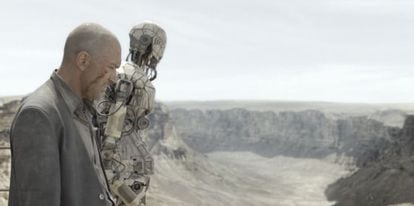 Antonio Banderas en una escena de 'Autómatas'.