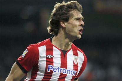 El jugador del Athletic de Bilbao, Fernando Llorente, celebra un gol