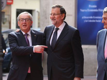 Jean-Claude Junker amb el president Mariano Rajoy, a Madrid l'octubre del 2015.