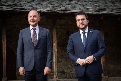El jefe del Govern de Andorra, Xavier Espot junto al presidente de la Generalitat, Pere Aragonès.