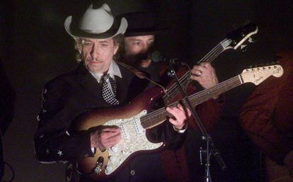Bob Dylan en una actuación en 2002.