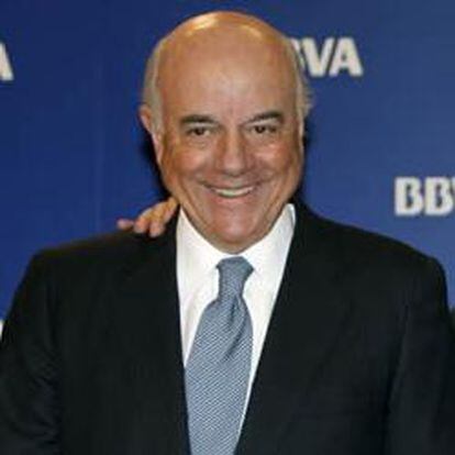 El presidente de BBVA, Francisco González, junto con su consejero delegado Ángel Cano.