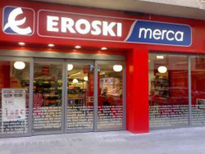 Una tienda Merca, uno de los formatos de supermercado de Eroski.