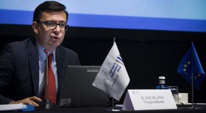 El vicepresidente del BEI, Román Escolano, este viernes en la presentación de los datos de actividad de 2014.
