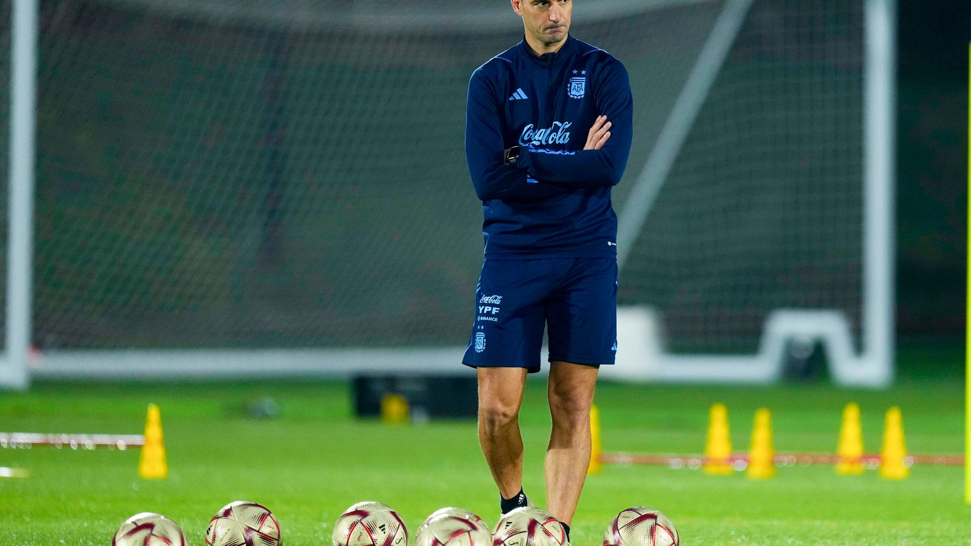 Scaloni participó en un curso de formación de entrenadores en la Argentina