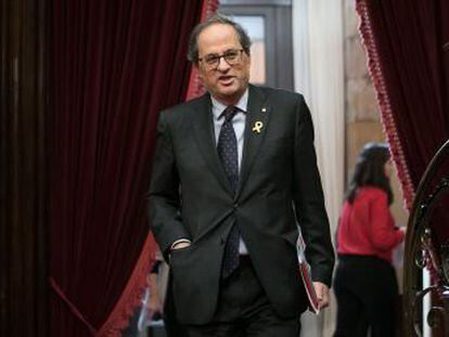 El Tribunal Superior de Justicia de Cataluña admite la querella de la Fiscalía por la negativa del  president  a retirar los lazos amarillos