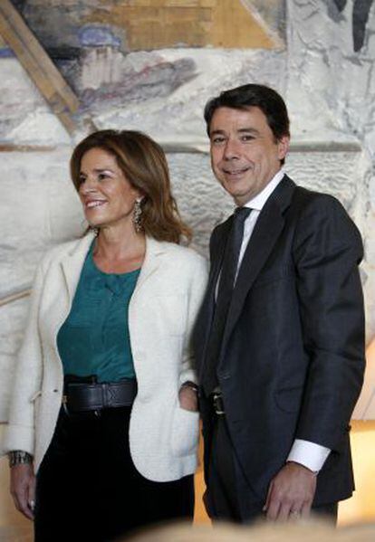 La alcaldesa Ana Botella y el presidente Ignacio González, durante su encuentro de esta mañana.