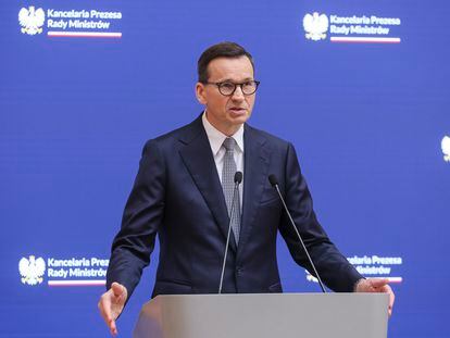 El primer ministro polaco, Mateusz Morawiecki, en una conferencia de prensa, el viernes en Varsovia.