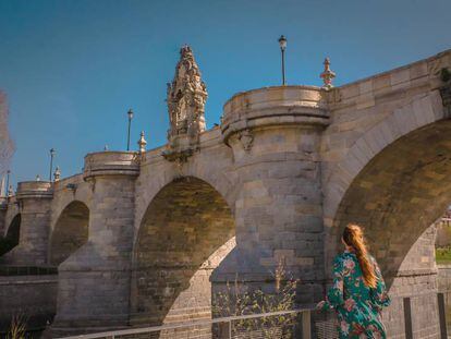 Vista del puente de Toledo, sobre el río Manzanares, y acceso histórico al madrileño distrito de Carabanchel.