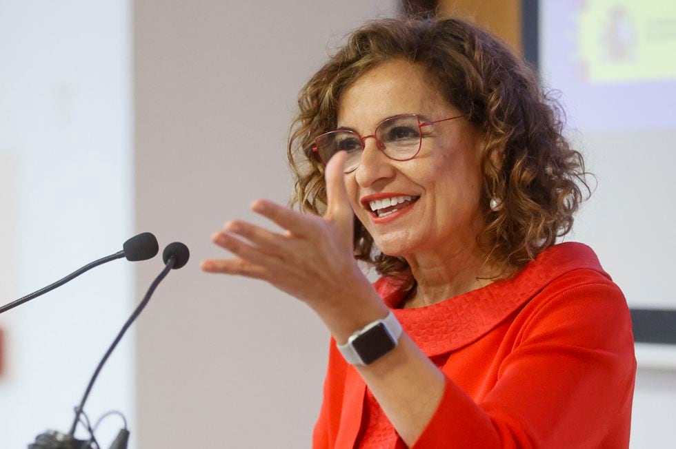 La vicepresidenta primera y ministra de Hacienda, María Jesús Montero, en la sede de la Fundación SEPI, este viernes en el Campus de Los Peñascales de Torrelodones (Madrid).