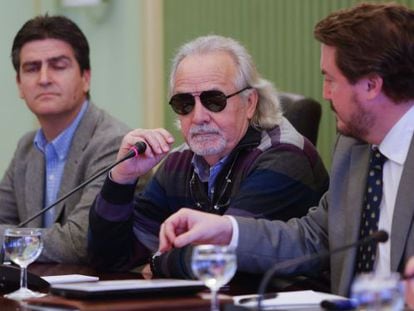 Bartolomé Cursach, con gafas negras, en una intervención judicial, en octubre de 2019.