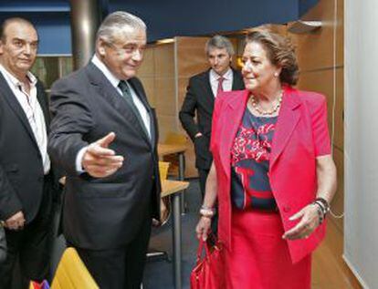 La alcaldesa de Valencia, Rita Barberá, con el presidente de Feria Valencia, Alberto Catalá.