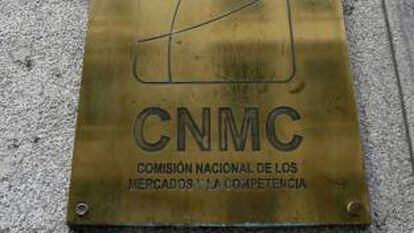Cartel de la CNMC en su sede de Madrid.