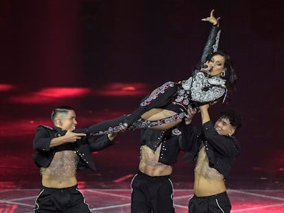 Chanel, durante la actuación en el festival de Eurovisión, este sábado.