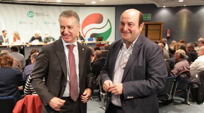 Íñigo Urkullu y Andoni Ortuzar en la Sabin Etxea