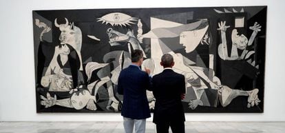 El Rey y Barack Obama junto al 'Guernica'.