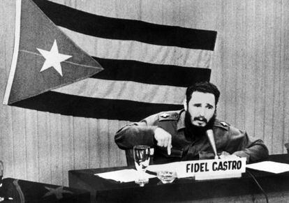 Fidel Castro da un discurso en Cuba en plena crisis de los misiles.