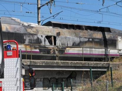 El tren AVE espa&ntilde;ol tuvo que ser evacuado este domingo a la altura de la localidad francesa de Lunel, cerca de Montpellier.